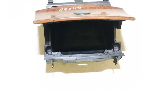 Mercedes-Benz C W203 Car ashtray a2036800852