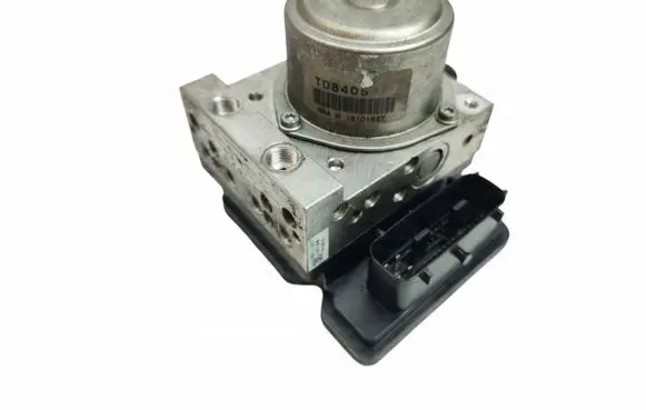 Renault Megane I Master brake cylinder 47660-JY41B