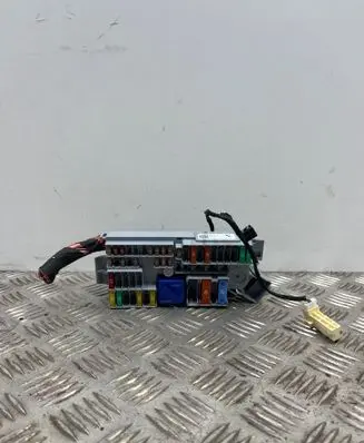 BMW X5 G05 Fuse module 6807487