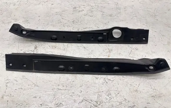 BMW M4 G82 G83 Fender end trim 7486825 7486826