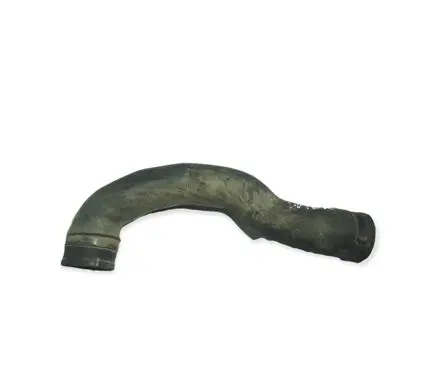 Opel Zafira B Intercooler hose/pipe 315840884 55557038
