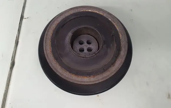 BMW 5 G30 G31 Crankshaft pulley 8571269 11238571269