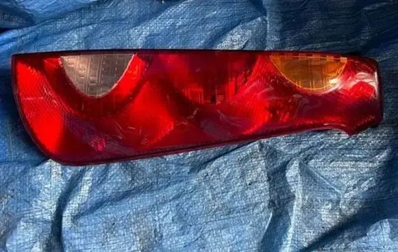 Nissan Note (E11) Rear/tail lights