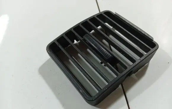 Honda Civic Dash center air vent grill