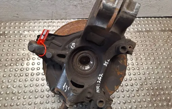 Fiat Ducato Front wheel hub spindle knuckle S25062262