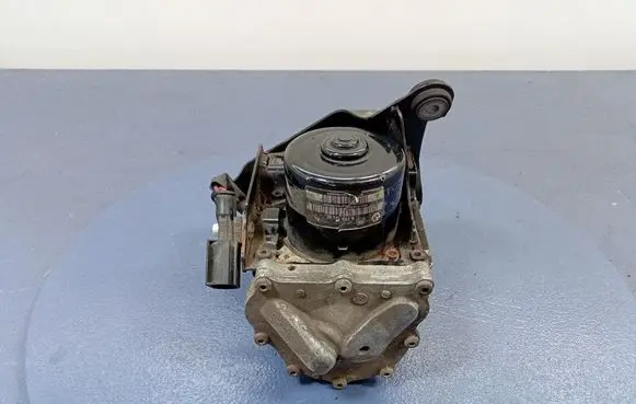 BMW X6 E71 Brake booster 6789115