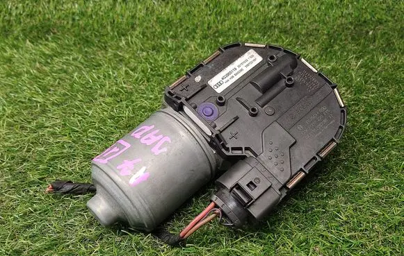 Audi A7 S7 4G Wiper motor 4G2955119