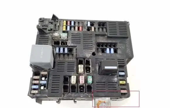 Volvo XC60 Fuse module 31473770