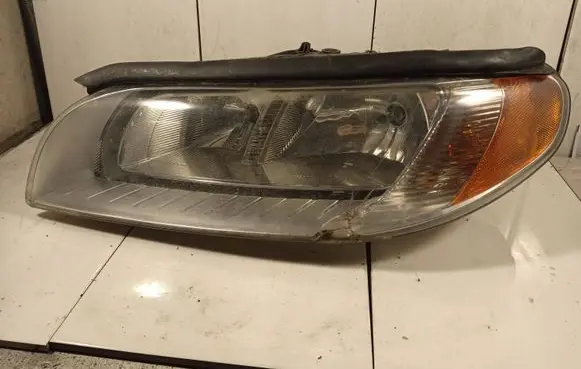 Volvo V70 Headlight/headlamp 31214353 6331100001