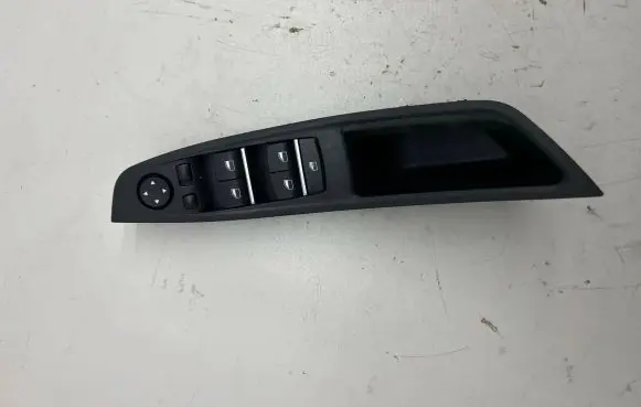 BMW 5 F10 F11 Electric window control switch 9241955