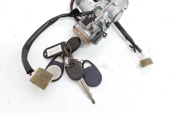 Mitsubishi L200 Ignition lock 337891