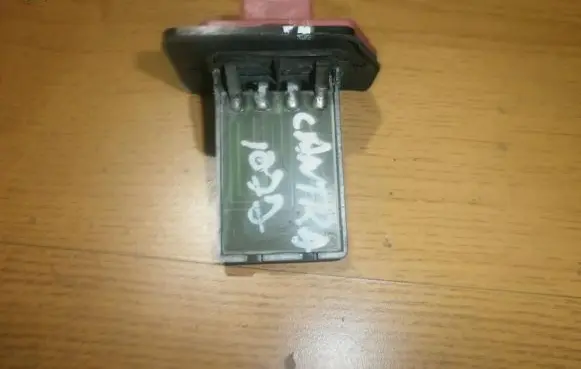 Hyundai Lantra II Heater blower motor/fan resistor