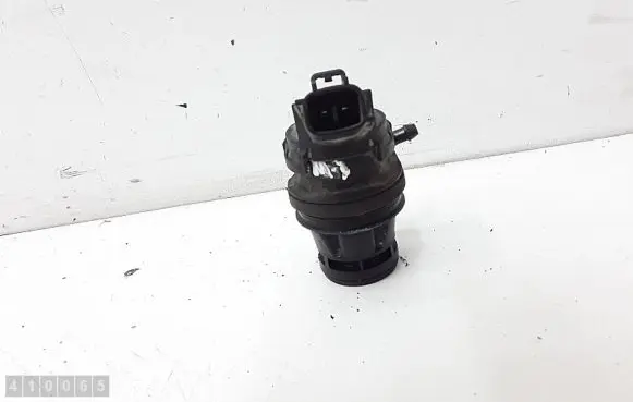 Mazda 3 I Windscreen/windshield washer pump 8603102451