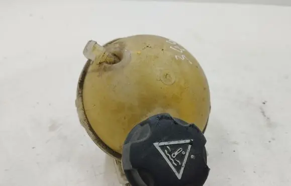 Citroen DS4 Coolant expansion tank/reservoir