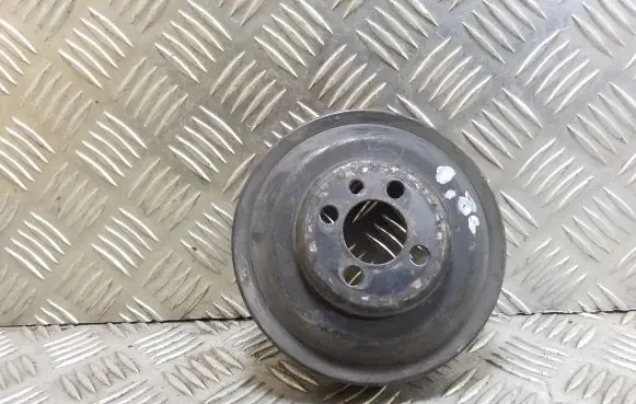Volkswagen PASSAT B4 Crankshaft pulley 037105255A