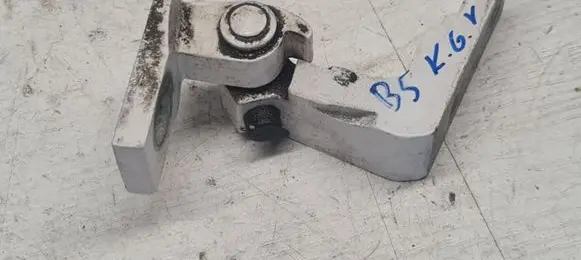Rear door upper hinge