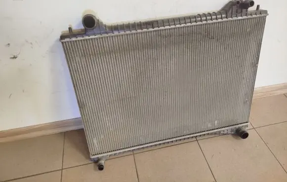 Coolant radiator