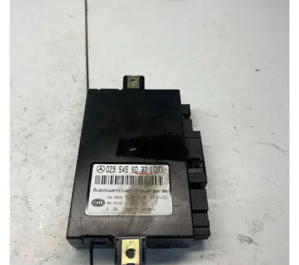 Mercedes-Benz C W203 Tow bar trailer control unit/module A0295456032 5ZA00846900