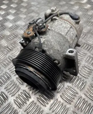 Nissan X-Trail T32 Air conditioning (A/C) compressor (pump) 926004CAIA