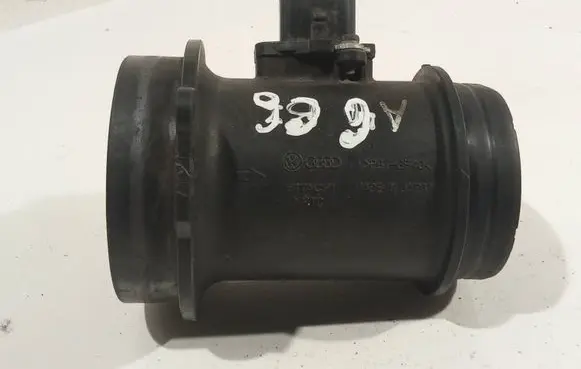 Audi A6 S6 C6 4F Mass air flow meter 059906461K