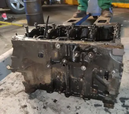 Renault Scenic II - Grand scenic II Engine block M9RA700 C006243
