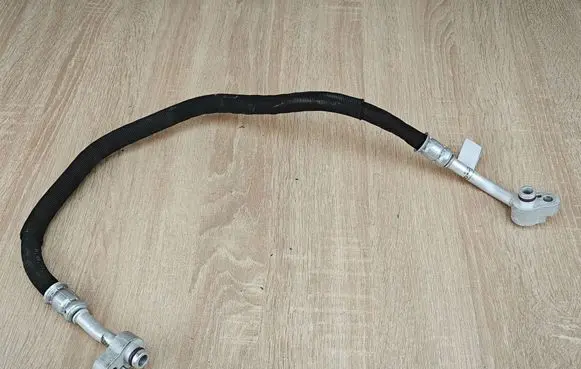 Audi A4 S4 B9 Air conditioning (A/C) pipe/hose 8W0816721A