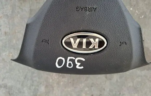 KIA Magentis Steering wheel airbag 569001Y050EQ TADA0BZD731397 1Y56900020EQ