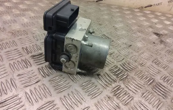 Mazda CX-3 ABS Pump 2265106452