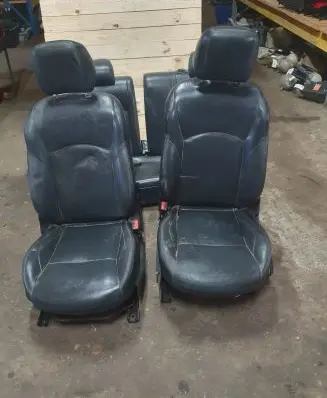 Seat set