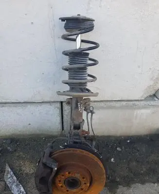 Peugeot 308 Front wheel hub spindle knuckle