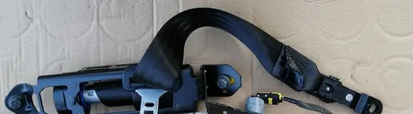 Volvo S60 Front seatbelt