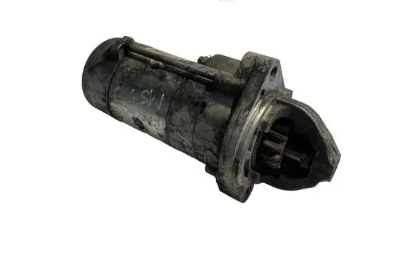 BMW 5 E60 E61 Starter motor 7788680