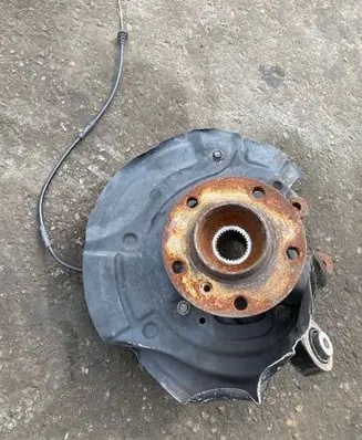 BMW X3 F25 Rear wheel hub