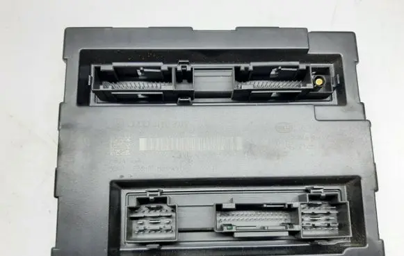Audi A8 S8 D4 4H Comfort/convenience module 4H0907064AB