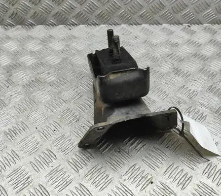 Iveco Daily 6th gen Engine mount bracket 5801283685
