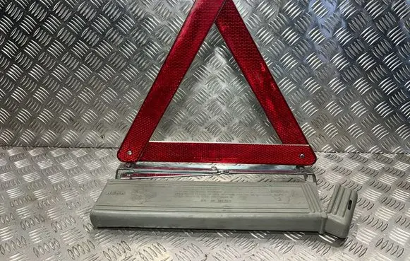 Peugeot 5008 II Emergency warning sign 