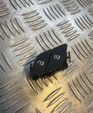 Mercedes-Benz GLE W167 Central locking switch button A2479051001