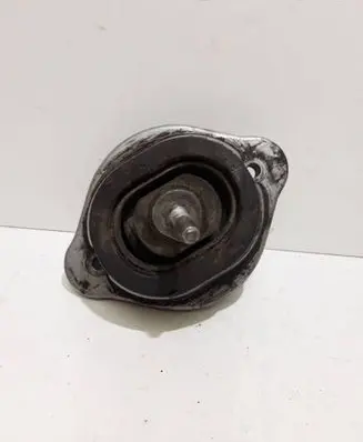 BMW X5 E53 Engine mount bracket 6750727