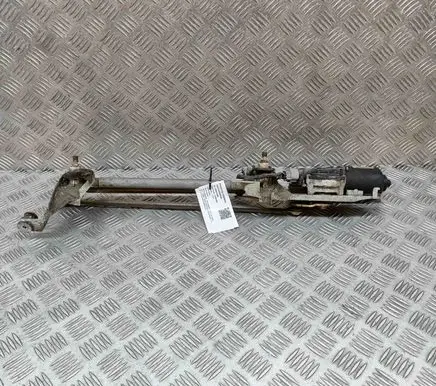 Mitsubishi Colt Front wiper linkage and motor MS1592006821 8250A153