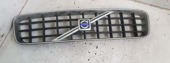Volvo XC90 Front bumper upper radiator grill 8620641