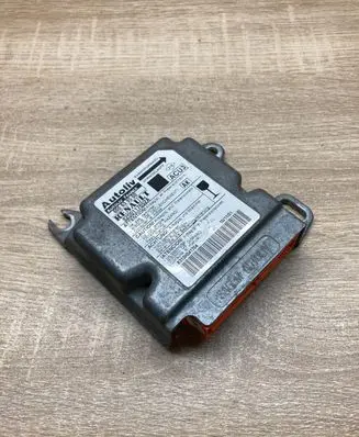 Renault Scenic I Airbag control unit/module 8200117652A 600639500