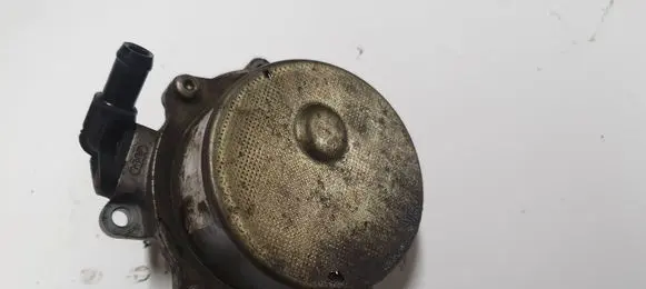 Vacuum pump