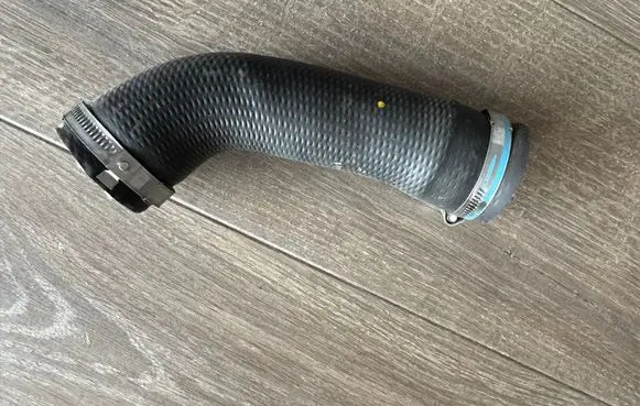 Citroen DS7 Crossback Air intake hose/pipe 9803753680