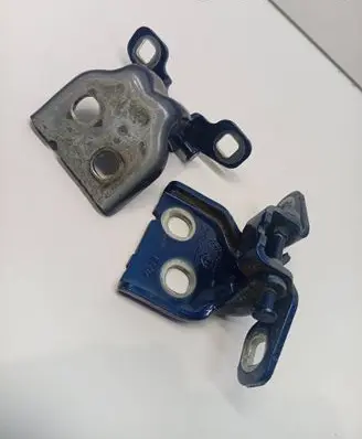 Dacia Duster II Rear door hinge set ES92