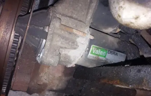 Mitsubishi Carisma Starter motor D6RA 23K50258