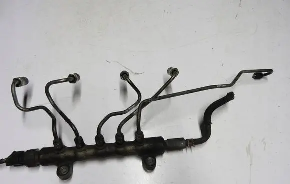 Toyota Auris 150 Fuel main line pipe