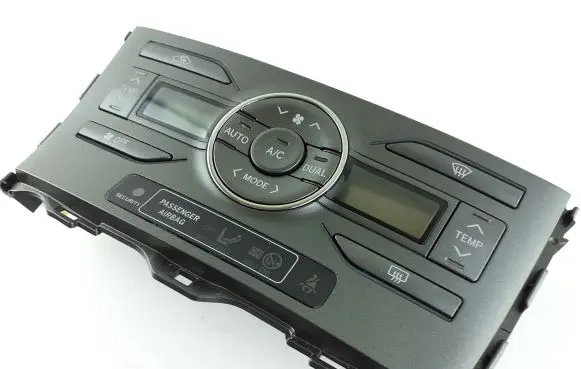 Toyota Auris 150 Climate control unit 5590002220B KL7009