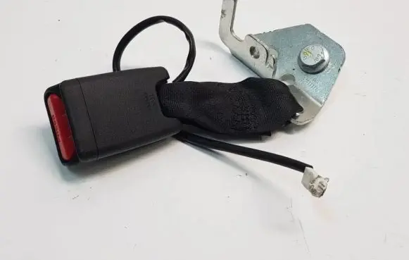 Renault Kadjar Rear seatbelt buckle