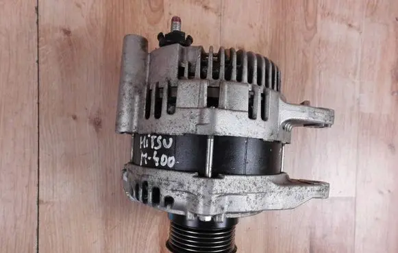 Mitsubishi Outlander Generator/alternator 1800A431