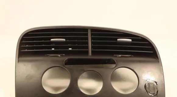 Seat Altea XL Dashboard air vent grill cover trim 5P1819110F